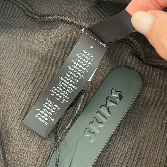 SKIMS NIKE Ribbed Seamless Zip Up Crop Jacket Phoenix Medium BNWT SOLD OUT - Picture 10 of 15